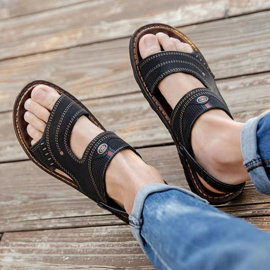 🐂【39-45】Nuevas sandalias de playa de cuero con suela gruesa para hombre - correa trasera ajustable para un ajuste seguro y cómodo.