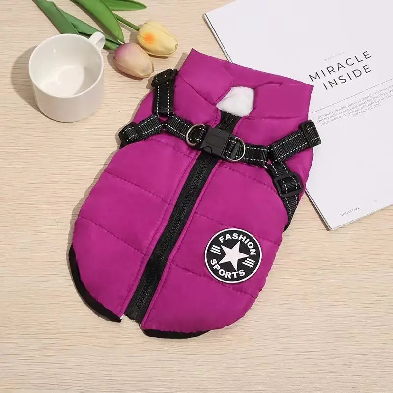 🐱🐶❄️ Abrigo acolchado y calentito para perros y gatos, impermeable, con elementos reflectantes y arnés integrado. ¡Tallas de la S a la 5XL para todas las razas! ✨