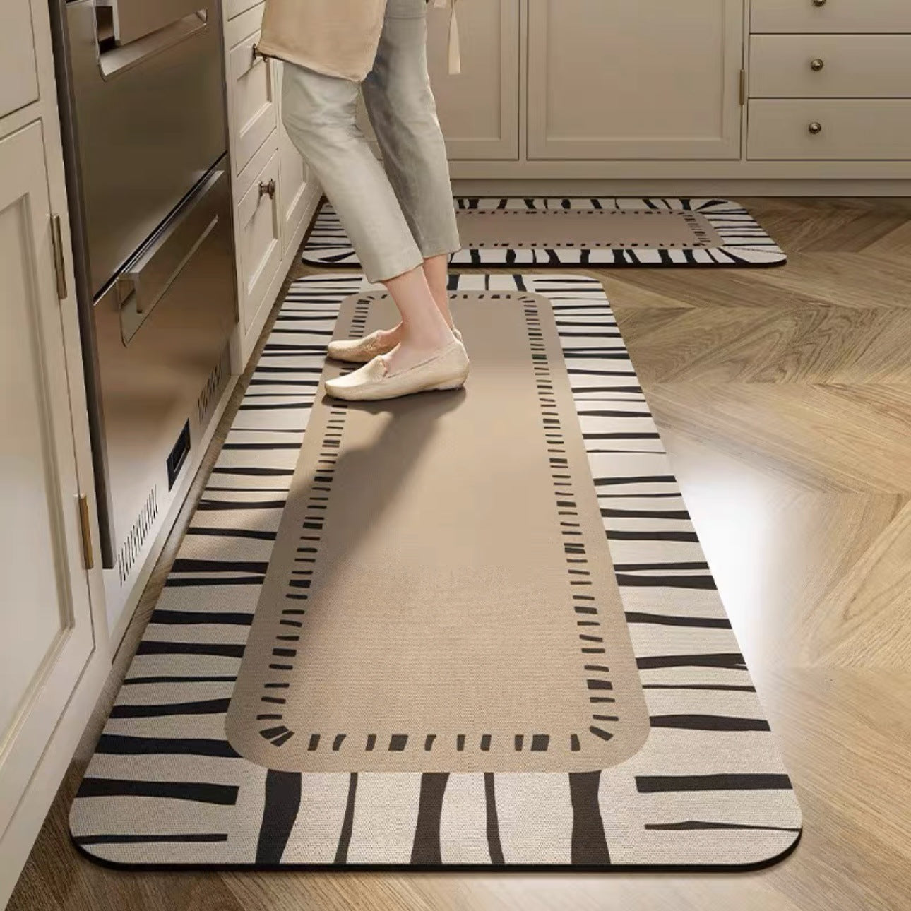 💥💥【Kupte 1 a dostanete 1 zdarma】【40*60+40*120cm】Protiskluzové a vysoce savé předložky do kuchyně a koupelny --3868757