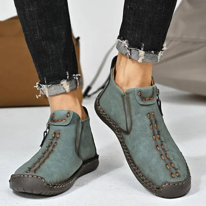 Botas para hombre, hechas a mano con cuero genuino (tallas 38–48), con forro cómodo y diseño con cremallera: cálidas, cómodas y elegantes.