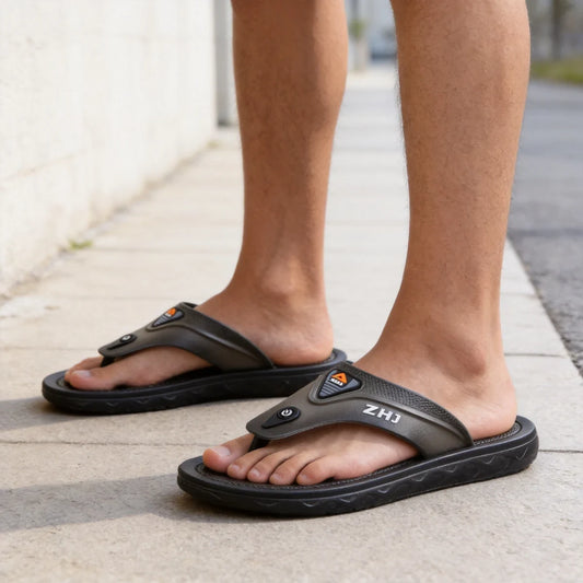 【40-45】Nuevas chanclas de playa para hombre, ideales para el verano, tanto para exteriores como para el hogar. Son duraderas, antideslizantes y de suela gruesa.