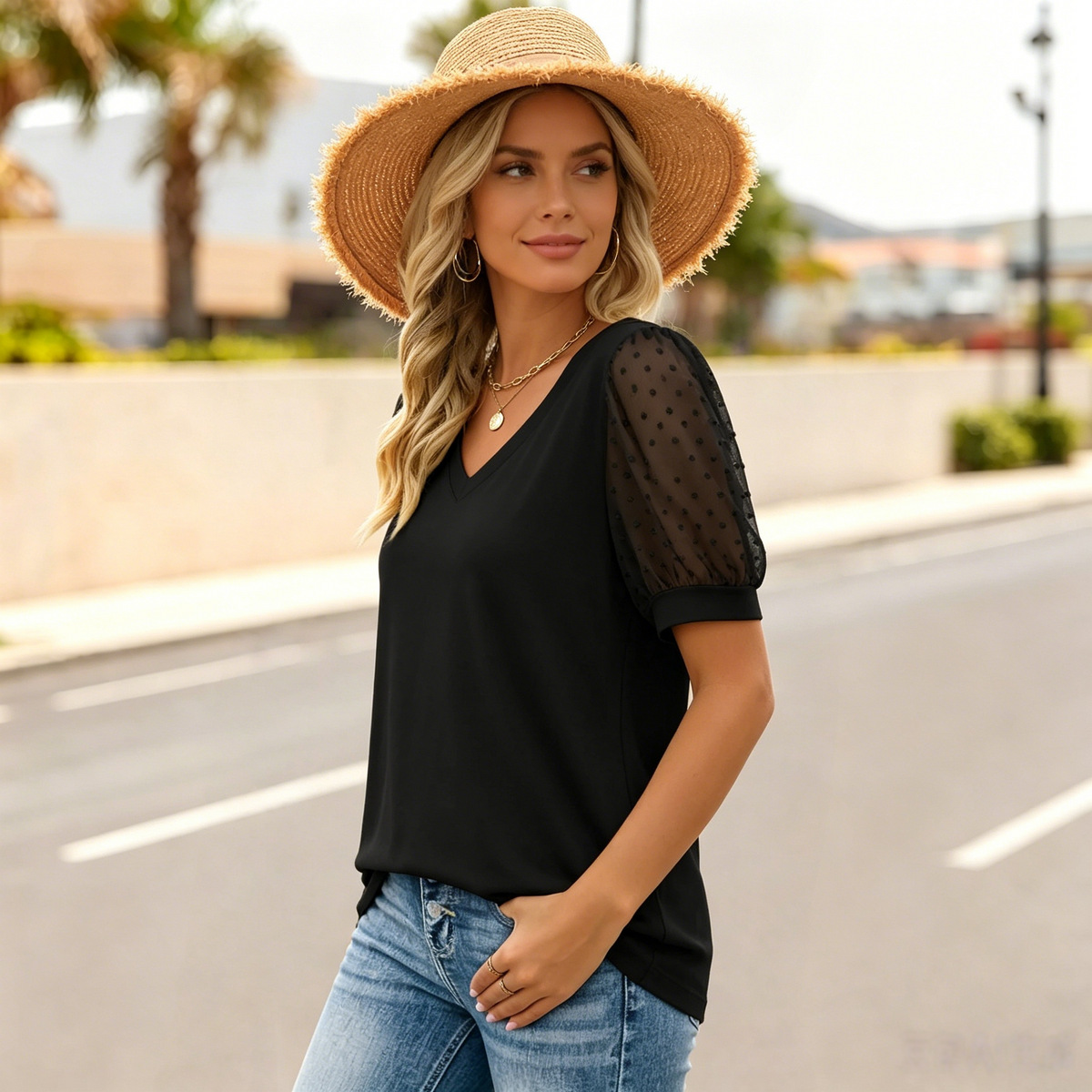 【S-2X】Nueva camiseta de mujer 2026 con malla con pompones, mangas abullonadas, cuello en V, color liso.