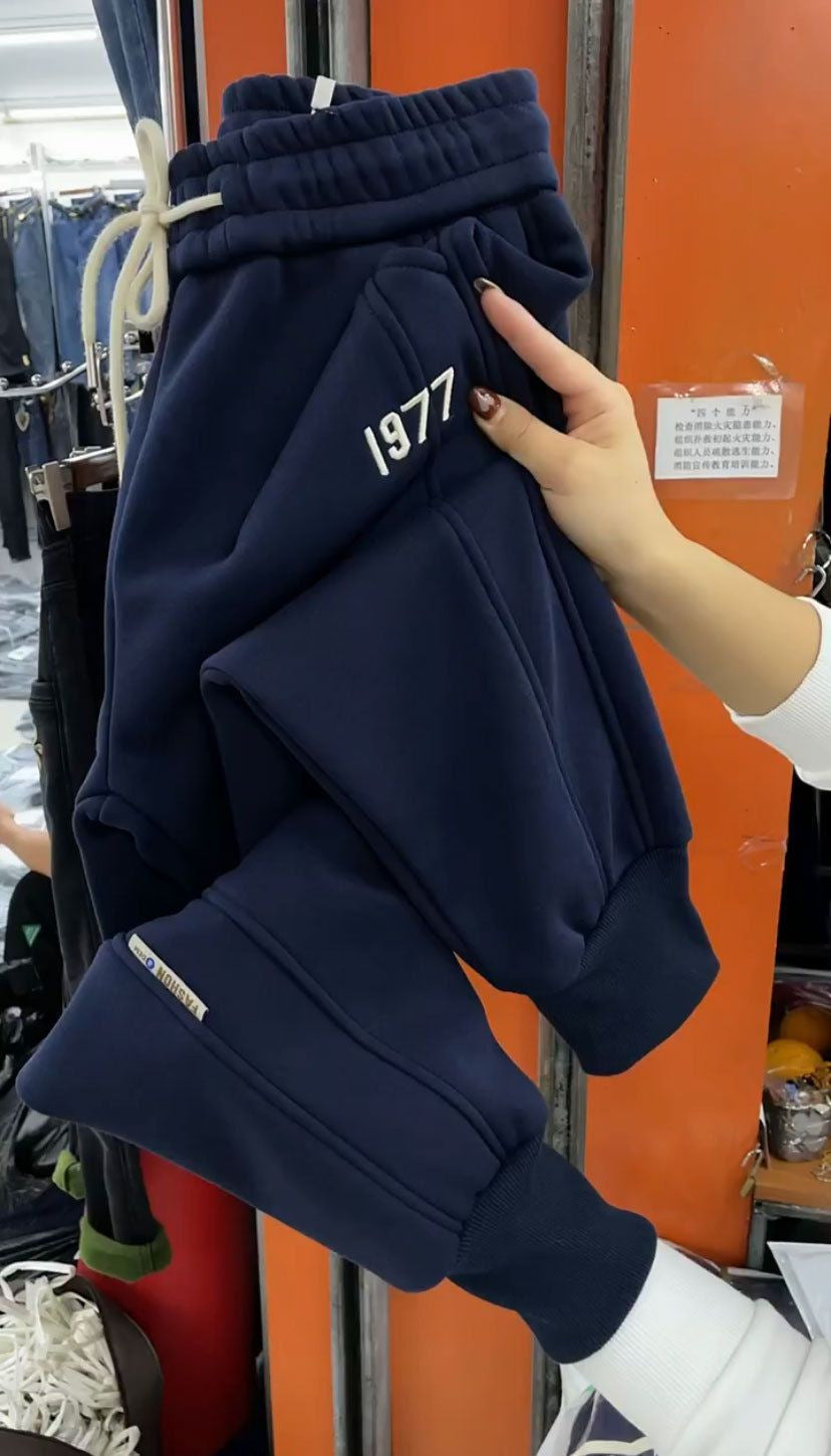 ❤️ 【Časově omezená nabídka】 【M-4XL】 2025 Zimní dámské sametové zesílené ležérní kalhoty -- 3872273